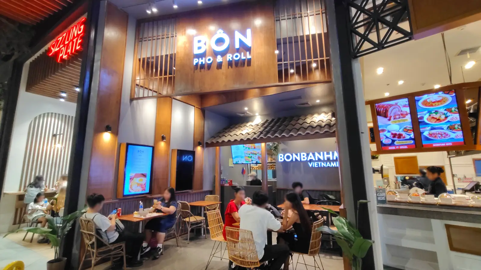 BON PHO AND ROLL in SM Mall of Asia